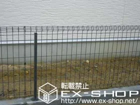福島県相馬市のYKKAPのフェンス・柵、ウッドデッキ イーネットフェンス1型　フリーポールタイプ 施工例