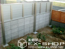YKKAPのフェンス・柵 エクスラインフェンス7型（横目隠しタイプ）　フリーポールタイプ 施工例