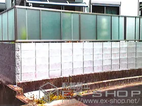 LIXIL リクシル(TOEX)のフェンス・柵 シャレオRP型フェンス 施工例