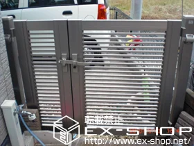 LIXIL リクシル(TOEX)の門扉 プリレオ R1型 親子両開き 施工例
