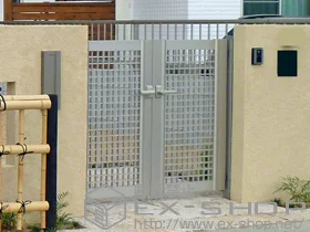YKKAPの門扉 エクスライン門扉3型 両開き 門柱使用 施工例