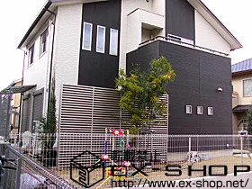 大阪府新城市のValue Selectのフェンス・柵 リレーリアフェンス 5型 横ひし形格子 施工例