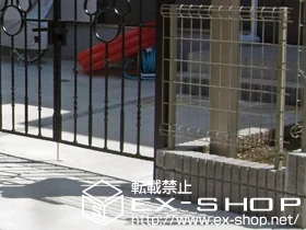 東京都芦屋市のLIXIL リクシル(TOEX)のフェンス・柵 ハイグリッドフェンスUF8型 フリーポールタイプ 施工例