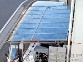 LIXIL リクシル(トステム)のカーポート レガーナポートシグマIII 積雪〜30cm対応 施工例