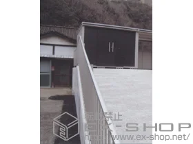 YKKAPのフェンス レスティナフェンス23型<傾斜地用> 自由柱タイプ 施工例