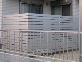 YKKAPのフェンス・柵 ビューテクトS3型 自由柱タイプ 施工例