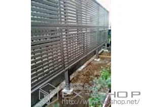 LIXIL リクシル(TOEX)のフェンス シャレオR3型フェンス 多段柱施工 施工例