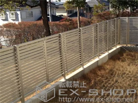 YKKAPのフェンス・柵 エクスラインフェンス5型 フリーポールタイプ 施工例