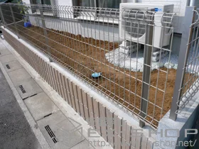 LIXIL リクシル(新日軽)のフェンス・柵 メッシュマイアミフェンス8A型 自在柱式 施工例