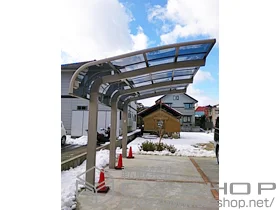 LIXIL リクシル(トステム)のカーポート テールポートシグマIII 1500 積雪〜50cm対応 施工例