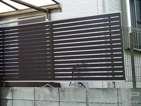 LIXIL リクシル(TOEX)のフェンス・柵 ジオーナフェンスB3型 フリーポールタイプ 施工例