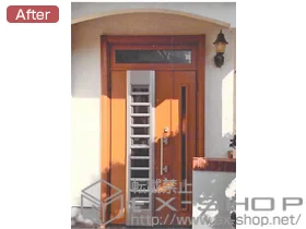 LIXIL リクシル(トステム)の玄関ドア リシェントK4仕様 20親子(ランマ付き)L 001型 施工例