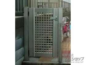 YKKAPの門扉 エクスライン門扉3型 片開き　門柱使用 施工例