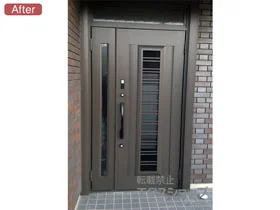LIXIL リクシル(トステム)の玄関ドア リシェントII アルミ仕様 親子仕様(ランマ付)R C83型 ※カザスプラス仕様 施工例