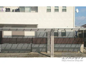 YKKAPのフェンス・柵 エクスラインフェンス23型 自由柱 施工例
