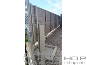 YKKAPのフェンス・柵 レスティナフェンス5型 ルーバータイプ 2段支柱施工 施工例