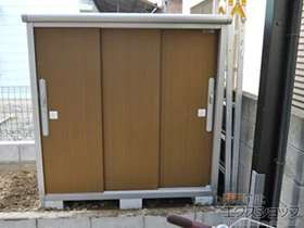 ヨドコウの物置・収納・屋外倉庫 エスモ 一般型 1497×750×1501（ESD-1507EGL WB） 施工例