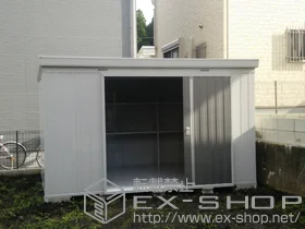 イナバの物置・収納・屋外倉庫 ネクスタ 一般型 (NXN-77S)＋小窓パネル × 2セット 施工例