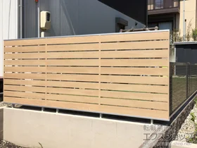 LIXIL リクシル(TOEX)のフェンス・柵 ジオーナフェンスYS型 フリーポールタイプ 施工例