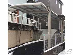 LIXIL(リクシル)のカーポート フーゴR (ラウンドスタイル) 積雪〜20cm対応 施工例