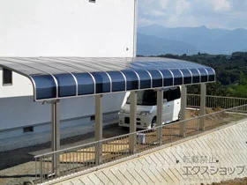 YKKAPのカーポート レイナキャップポートグラン50 縦連棟　積雪〜50cm対応 施工例