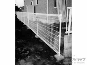 積水樹脂(セキスイ)のフェンス・柵 メッシュフェンス M0 間仕切柱 施工例