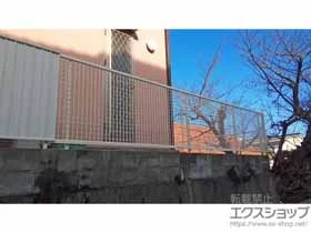 四国化成のフェンス・柵 クレディフェンス 5型 自由支柱 施工例