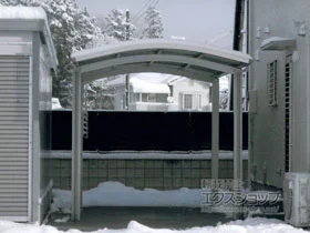 YKKAPのカーポート レイナワンポートグラン　積雪〜20cm対応 施工例