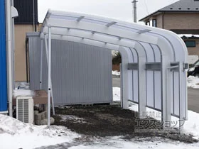 LIXIL リクシル(トステム)のカーポート テールポートシグマIII 1500 積雪〜50cm対応 施工例