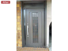 LIXIL リクシル(トステム)の玄関ドア リシェント 玄関ドア3 アルミ仕様 手動 片袖仕様(ランマ付)R C20N型 施工例