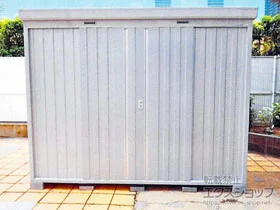 イナバの物置・収納・屋外倉庫 ネクスタ 一般型 3050×2210×2020 NXN-65S-FS 施工例