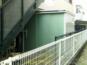 ヨドコウの物置・収納・屋外倉庫 エルモ 一般型 2220×1870×2118 LMD-2218-EG 施工例