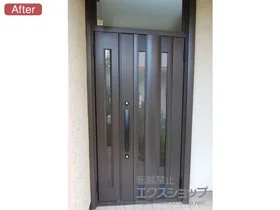LIXIL リクシル(トステム)の玄関ドア リシェント玄関ドア3 アルミ仕様 手動 親子仕様(ランマ付)R C14N型 施工例