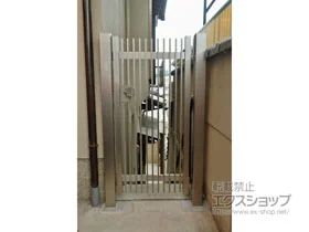 四国化成の門扉 HA1型 片開き 柱仕様 施工例