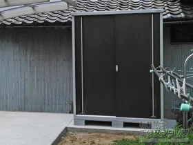 イナバの物置・収納・屋外倉庫 シンプリー 一般型 1520×905×1903 MJX-159E-TB 施工例