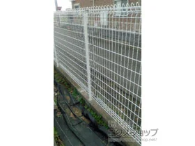 積水樹脂(セキスイ)のフェンス・柵 メッシュフェンス G10 自由柱 施工例