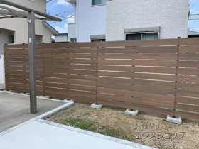 グローベンのフェンス・柵 プラドフェンス ジョイントなし仕様 板11段 隙間10mm 施工例
