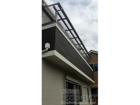 YKKAPのバルコニー屋根 ソラリア F型 屋根タイプ 連棟 積雪〜20cm対応 施工例