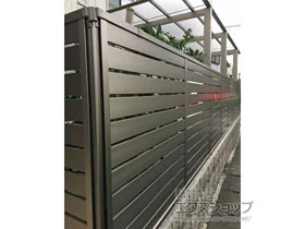 三協アルミのフェンス・柵 シャトレナ1型 フリー支柱タイプ 施工例