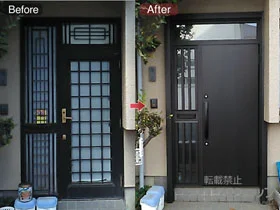 LIXIL リクシル(トステム)の玄関ドア リシェント玄関ドア3 断熱K4仕様 手動 片袖飾り仕様(ランマ付)R M17型 施工例