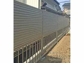 YKKAPのフェンス・柵 ミエーネ＋ミエッタフェンス 2段支柱 自立建て用（パネル2段） 施工例