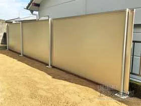 積水樹脂(セキスイ)のフェンス・柵 めかくし塀P型 高尺タイプ　自由柱施工 施工例
