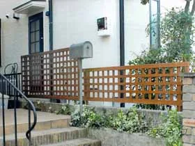 YKKAPのフェンス・柵 スタンダードフェンス1型 自由柱施工 施工例