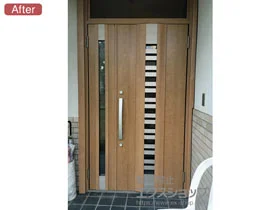 LIXIL リクシル(トステム)の玄関ドア リシェント玄関ドア3 断熱K4仕様 手動 親子仕様(ランマ付)R G82型 施工例