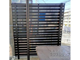 YKKAPのフェンス・柵 ルシアスフェンスF04型/モクアルフェンス 横板タイプ 2段支柱 自立建て用(パネル2段) 施工例