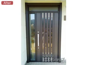 LIXIL リクシル(トステム)の玄関ドア リシェント玄関ドア3 断熱K4仕様 片袖仕様(ランマ付)R M27型 ※手動仕様 施工例