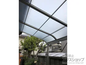 LIXIL(リクシル)のテラス屋根 スピーネ R型 テラスタイプ 単体 積雪〜20cm対応 施工例