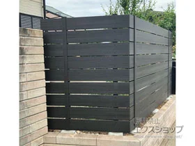 グローベンのフェンス・柵 プラドフェンス ジョイントあり仕様 板9段 隙間10mm 施工例
