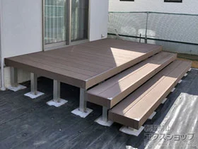 YKKAPのウッドデッキ リウッドデッキ 200＋段床セット 正面タイプ 2段 施工例