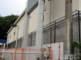 積水樹脂(セキスイ)のフェンス・柵 メッシュフェンス G10 自由柱施工 施工例
